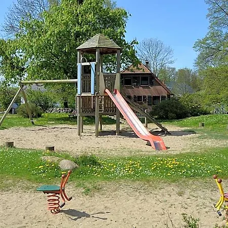 Reethaeuser Auf Ruegen Отель 3*